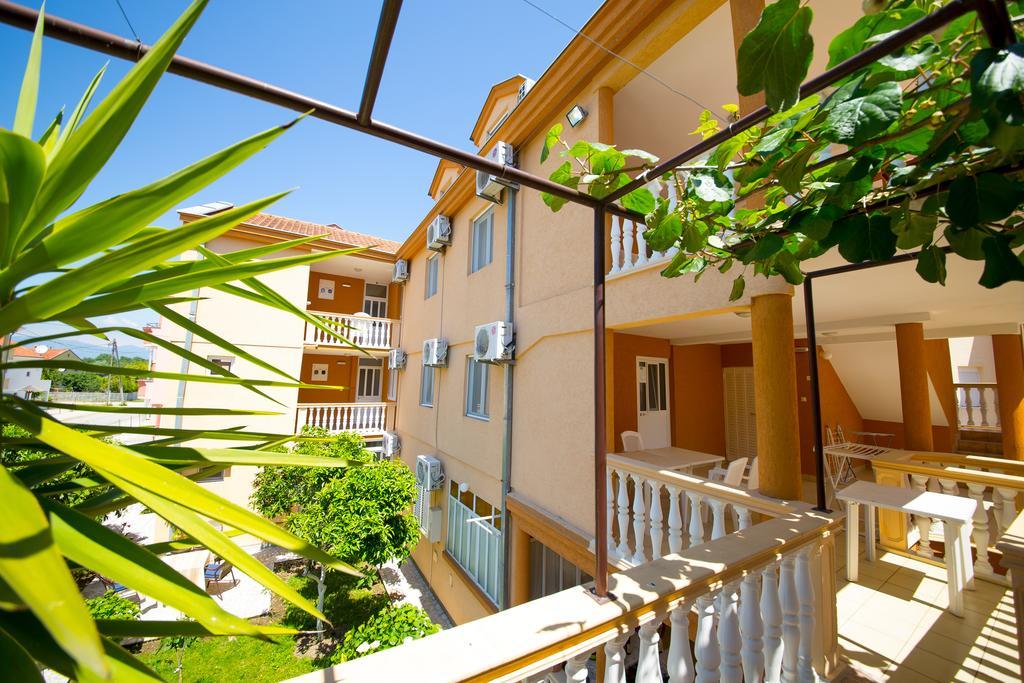 Apartments Dalila Ulcinj Eksteriør billede